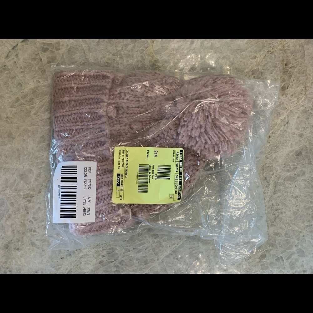 J.Crew Chunky knit bobble beanie - Picture 3 of 5